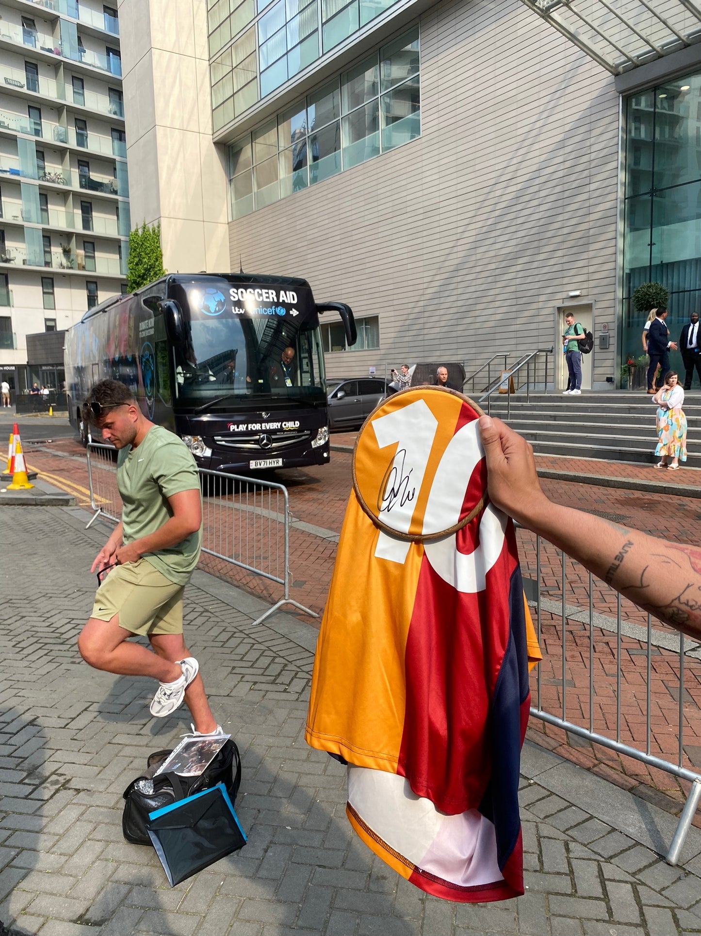 Signed Francesco Totti Roma 2001/02 Home Shirt