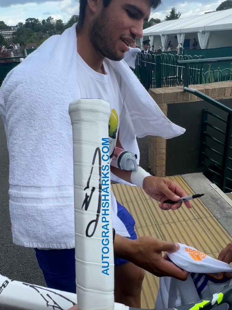 Signed Carlos Alcaraz Babolat Aero 26 Racket