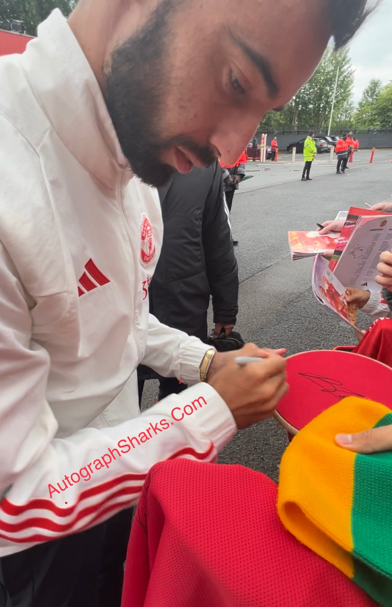 Signed Bruno Fernandes Manchester United 23/24 Home Shirt