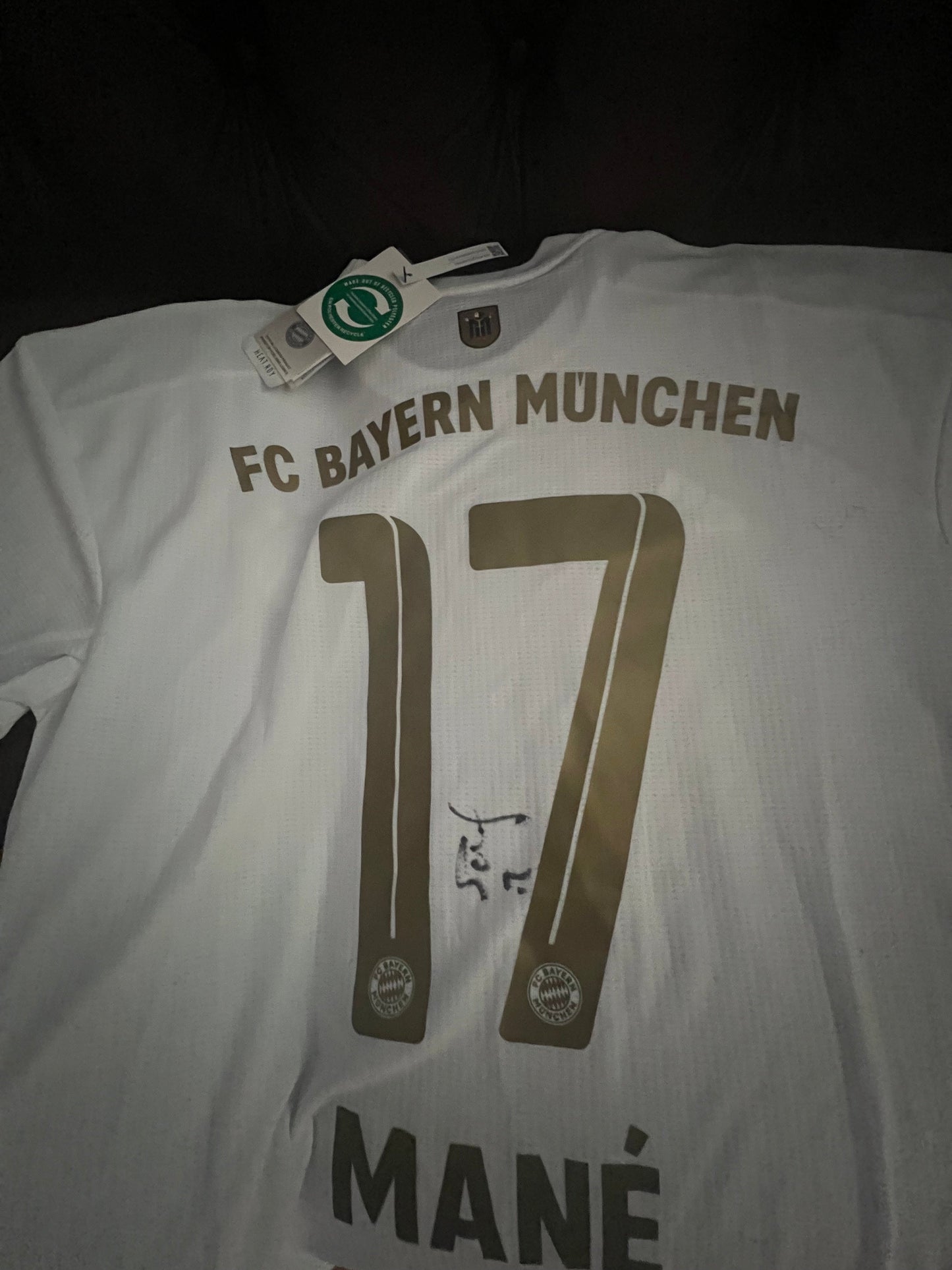 Signed Sadio Mane Bayern Munich Away Shirt