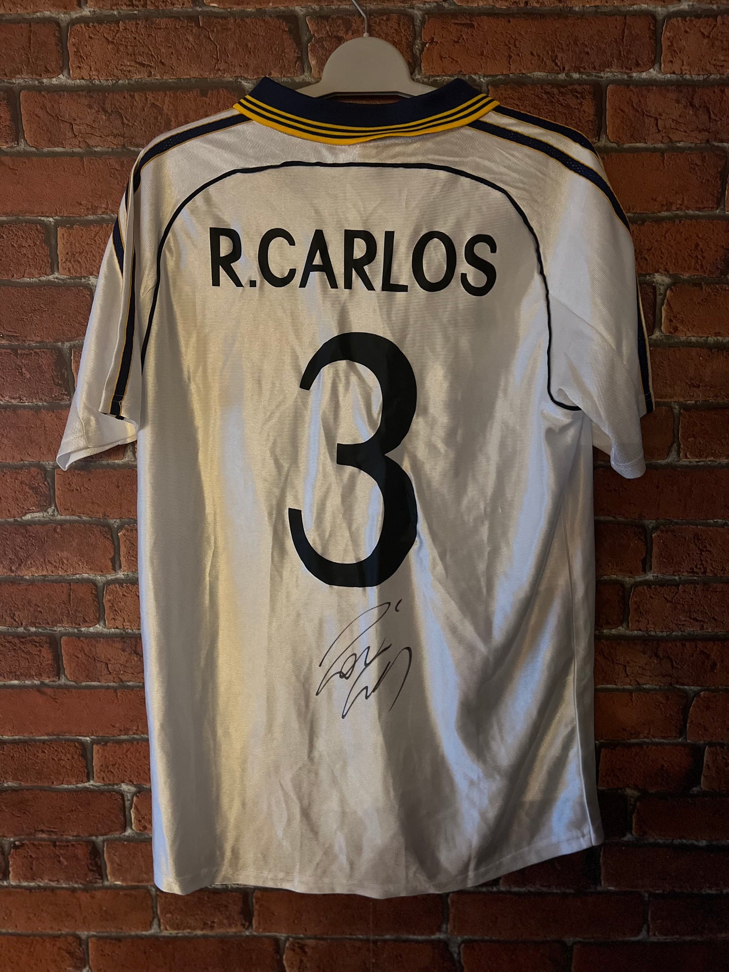 Signed Roberto Carlos Real Madrid 1998-2000 Home Shirt