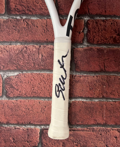 Signed Iga Świątek Signed Techifibre Racket