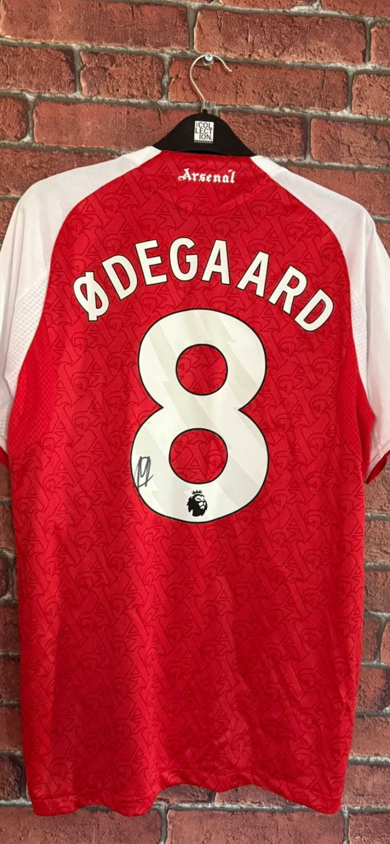 Signed Martin Odegaard Arsenal Home 25/26 Premier League Winning Shirt With COA