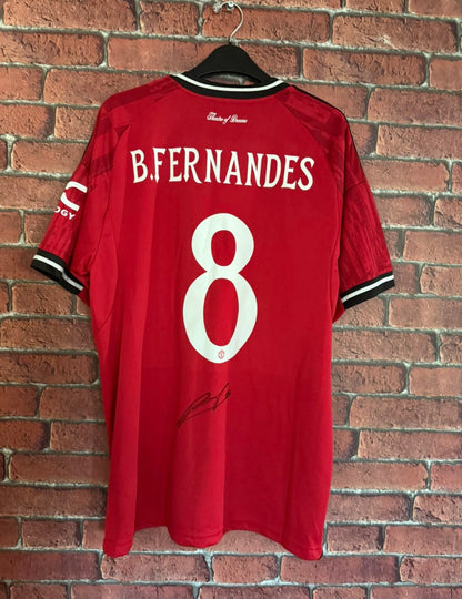 Signed Bruno Fernandes Manchester United 25/26 Home Shirt (2 Available)